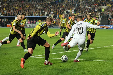 محطم الأرقام القياسية وصانع المعجزات.. مبابي يكتب التاريخ مع ريال مدريد
